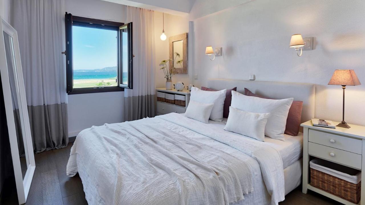 Soleado Beachfront Villa Skala Fourkas Luaran gambar
